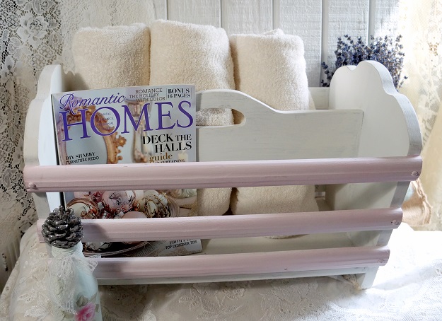 Beautiful Hand Painted Rose Cottage Magazine Rack Storage Rack